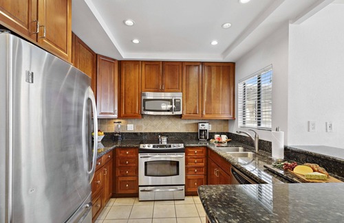 Kapalua Condo | October Fall Deal $145/night -Ocean Views & ac Golf 19T4-Sullivan