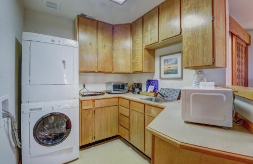 Coupeville Hotel | Octopus Den