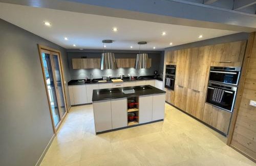 Les Deux Alpes Ski Chalet | Odalys Chalet Le Chabichou