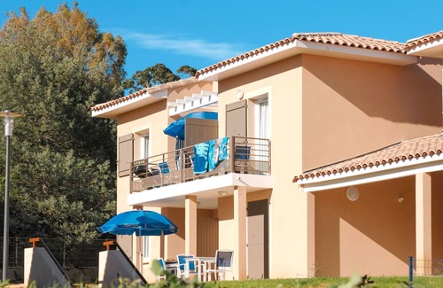 Les Bormettes Apartment | Odalys Référence Les Océanides by Interhome