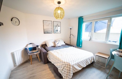 Brequerecque Apartment | 💎Odelys Premium 💎Balneo-Jacuzzi / Terrace - Old Town Residence
