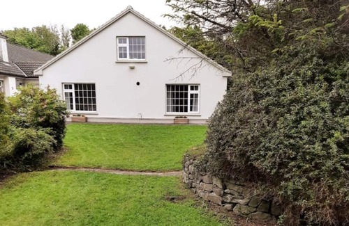 Headford House | Odie's Lodge: The Lodges @ Kilbeg Pier
