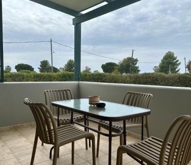 Kiparissia Apartment | Odysseas rooms