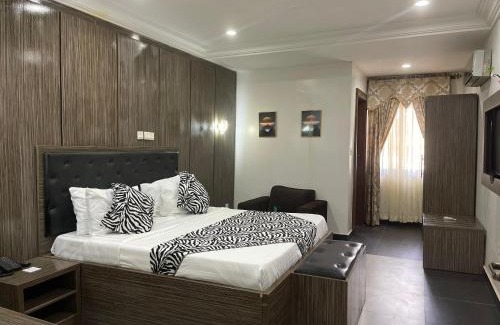 Utako Hotel | Ofas AA Hotel And Apartment