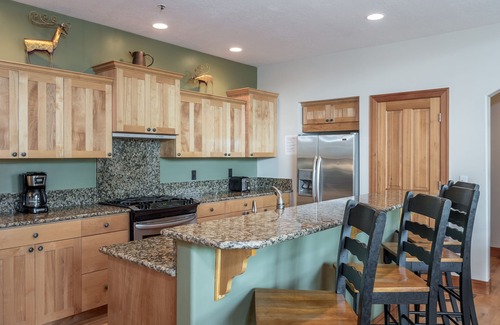 Park Meadows House | Off-Season Monthly Rental Available - The Cove at Park Meadows - Sleeps 8