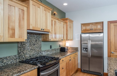 Park Meadows House | Off-Season Monthly Rental Available - The Cove at Park Meadows - Sleeps 8