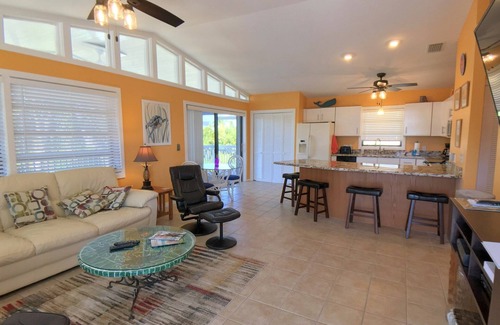 Toll Gate Shores House | Off the beaten path in one of Islamorada’s hidden gem of a community!.