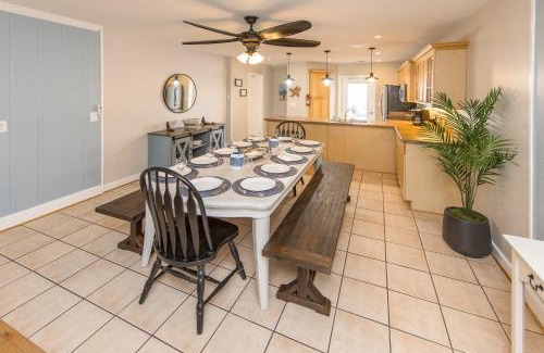 Sandbridge House | Off The Board