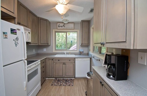 Pine Knoll Shores Condo | OG#10- Driftwood on the Ocean, Almost Oceanfront Condo in Pine Knoll Shores, NC!