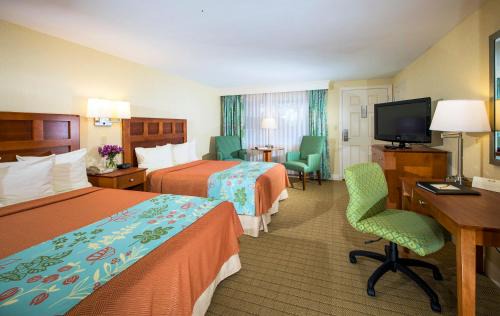 Ogunquit - Wells Hotel | Ogunquit The Milestone Inn