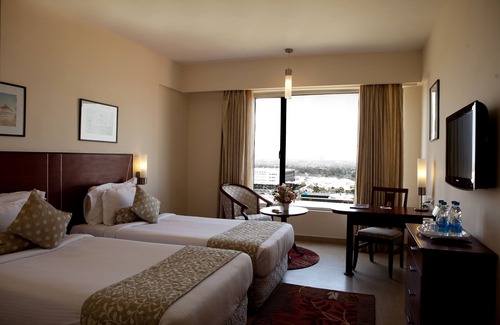 Bommaraspet Hotel | Oh Biz Premier at Leonia