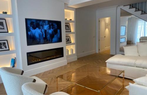 El Ensanche Zona Nuova Apartment | oh la life! at the top