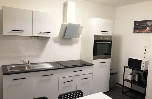 Oberhausen Apartment | OH02 - Apartment in Oberhausen near Duisburg, 55 sqm, 2 rooms, max. 5 persons