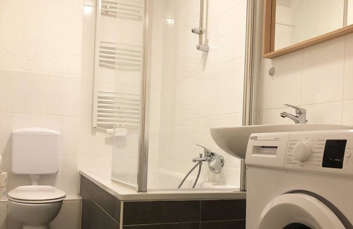Oberhausen Apartment | Oh03 - Apartment in Oberhausen bei Duisburg, 55 qm, 2 Zimmer, Max. 6 Personen