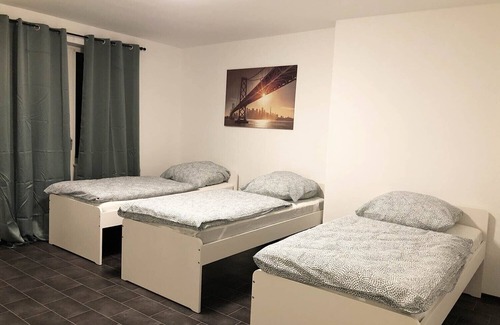 Oberhausen Apartment | Oh03 - Apartment in Oberhausen bei Duisburg, 55 qm, 2 Zimmer, Max. 6 Personen