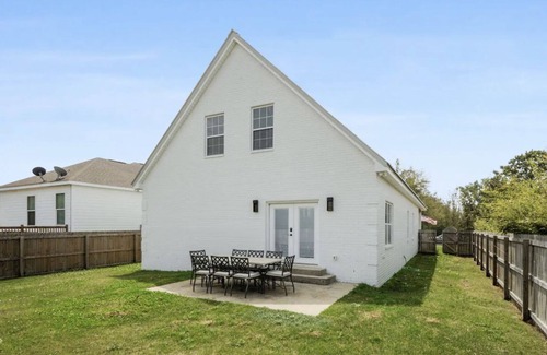 Bay St Louis House | Ohana Beach House steps to Gulf of Mexico. Private, spacious, clean; 3 King Beds