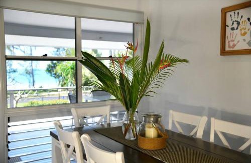South Mission House | Ohana - Beachfront Holiday House