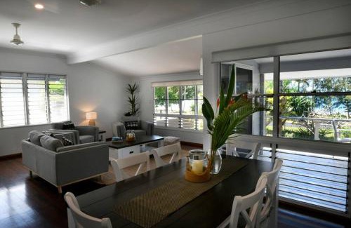 South Mission House | Ohana - Beachfront Holiday House
