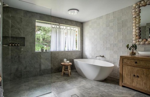 Bangalow House | Ohana Hale