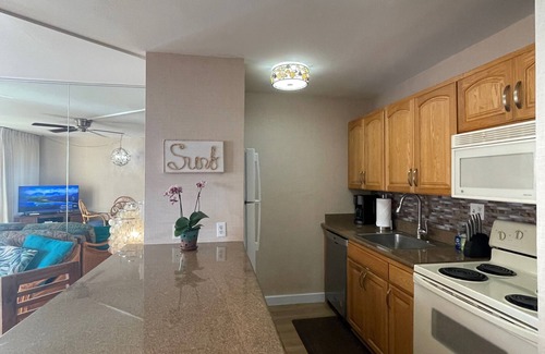 Kihei Condo | Ohana Paradise w/Ocean View, Longest beach on Maui, Sugar Beach, Sleeps 4