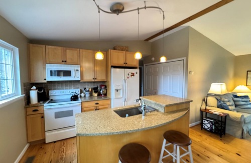 Piney Island House | Ohana Sunrise - VERY NICE 3BR, Close to the beach - Linens & Towels provided