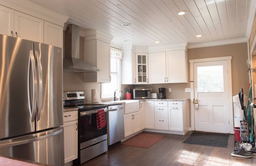 Ohiopyle Other | Ohiopyle Farmhouse that borders Ohiopyle State Park