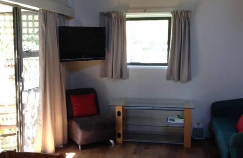 Ohope Cottage | Ohope Beach Cottage, so close to the beach!