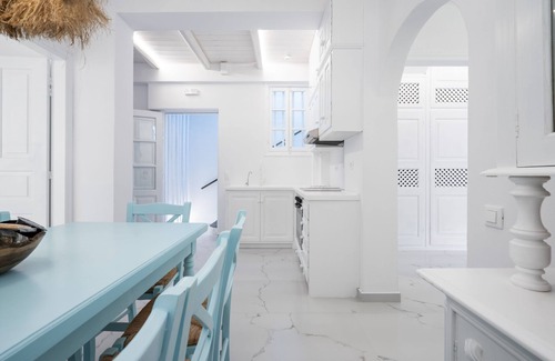 Oia Villa | OIASUNSETVILLAS-villaDIAMOND - Private Pool & Private Outdoor Heated HotTub/Spa