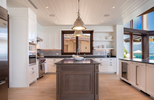 North Sound Resort | Oil Nut Bay