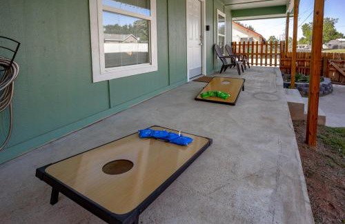 Central Oklahoma City House | OKC Casita - Newly Remodeled, Modern 2 BR home - Family and pet friendly Plus Hot tub