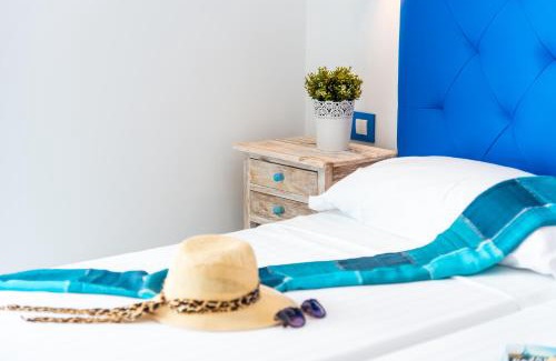 Los Abrigos House | OKEANOS Eco Guest House
