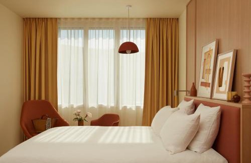 Quartier du Pont-de-Flandre Hotel | OKKO Hotels Paris Rosa Parks