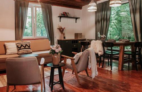 gmina Jakubow Ski Chalet | Okno na las