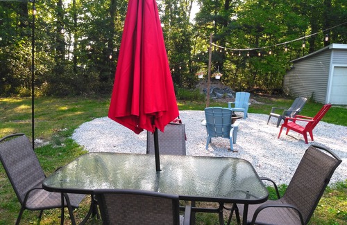 Wayland Cottage | OKTOBER FEST OCT 4! Sit by the fire, walk the trails! RELAX! 130 a night