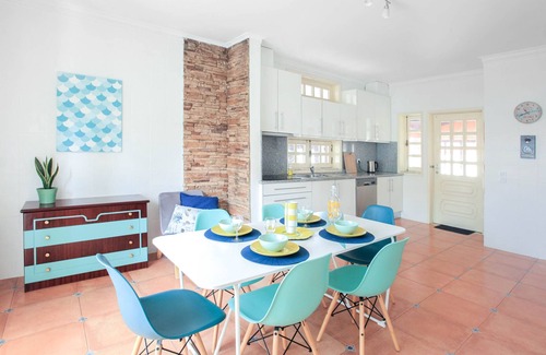 Ovar House | OLA Guesthouse entire Villa