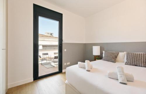 Gothic Quarter Apartment | Ola Living Merce