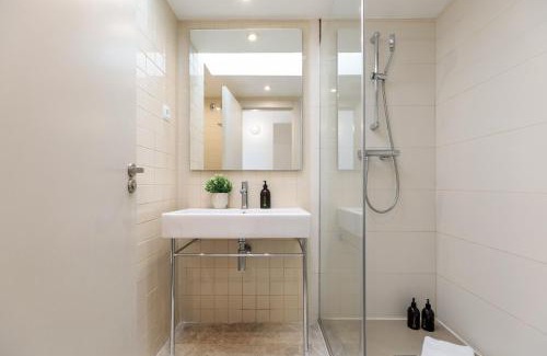 Gothic Quarter Apartment | Ola Living Merce