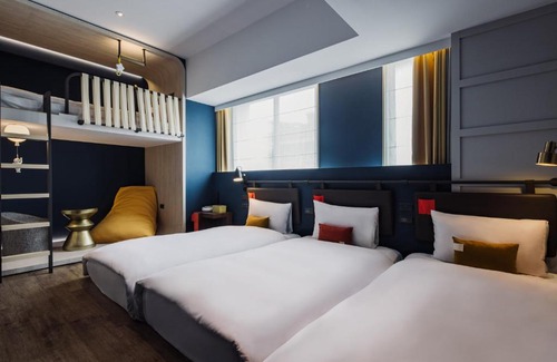 Central District Hotel | OLAH Poshtel - Taichung Station