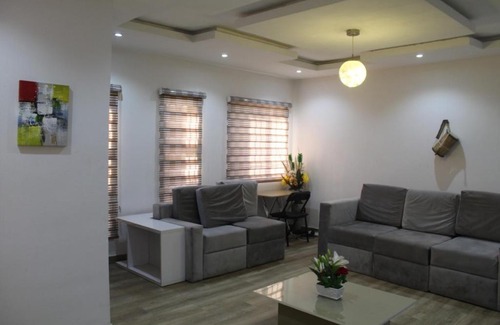 Igbobi Apartment | Olaseni Lojede & Associates.