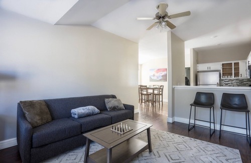Olathe House | Olathe sleeping Beauty 3bdr And 2 baths