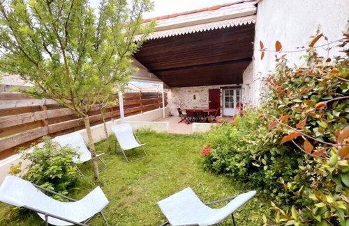 Vergeroux House | Old 18th century stable for 4 people
