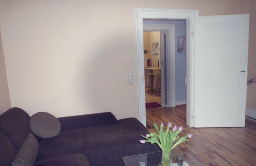 Sudstadt Nordlicher Teil Apartment | Old Apartment Südstadt Central