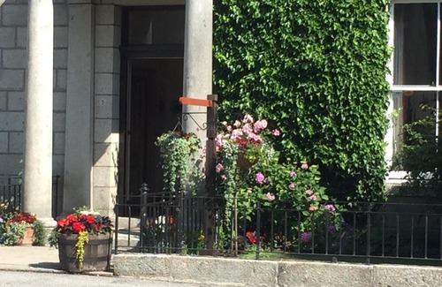 Old Deer Bed & Breakfast | Old Bank house
