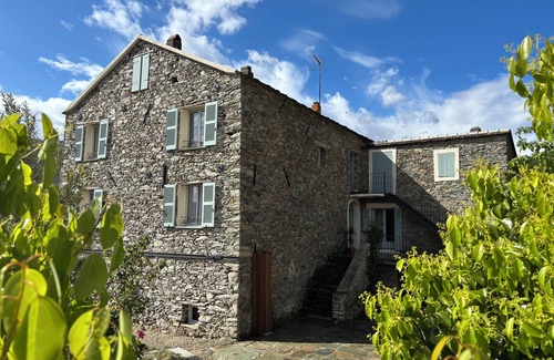 Murato Apartment | Old building with heated swimming pool
