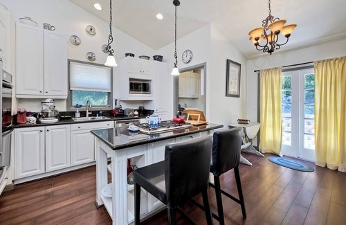 Escondido House | Old California country charm minutes from the Pacific Ocean