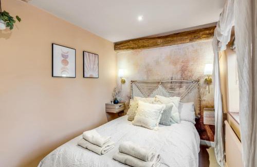 Norwich House | Old Catton Cottage