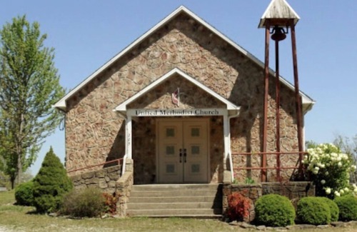 Omaha House | OLD CHURCH RETREAT in OMAHA, ARK. 14 miles from Branson Mo.
