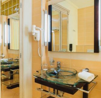 Uzhhorod Hotel | Old Continent Hotel