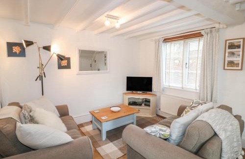 Ashbourne House | Old End Cottage