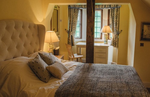 West Meon House | Old English 14th Century Manor House